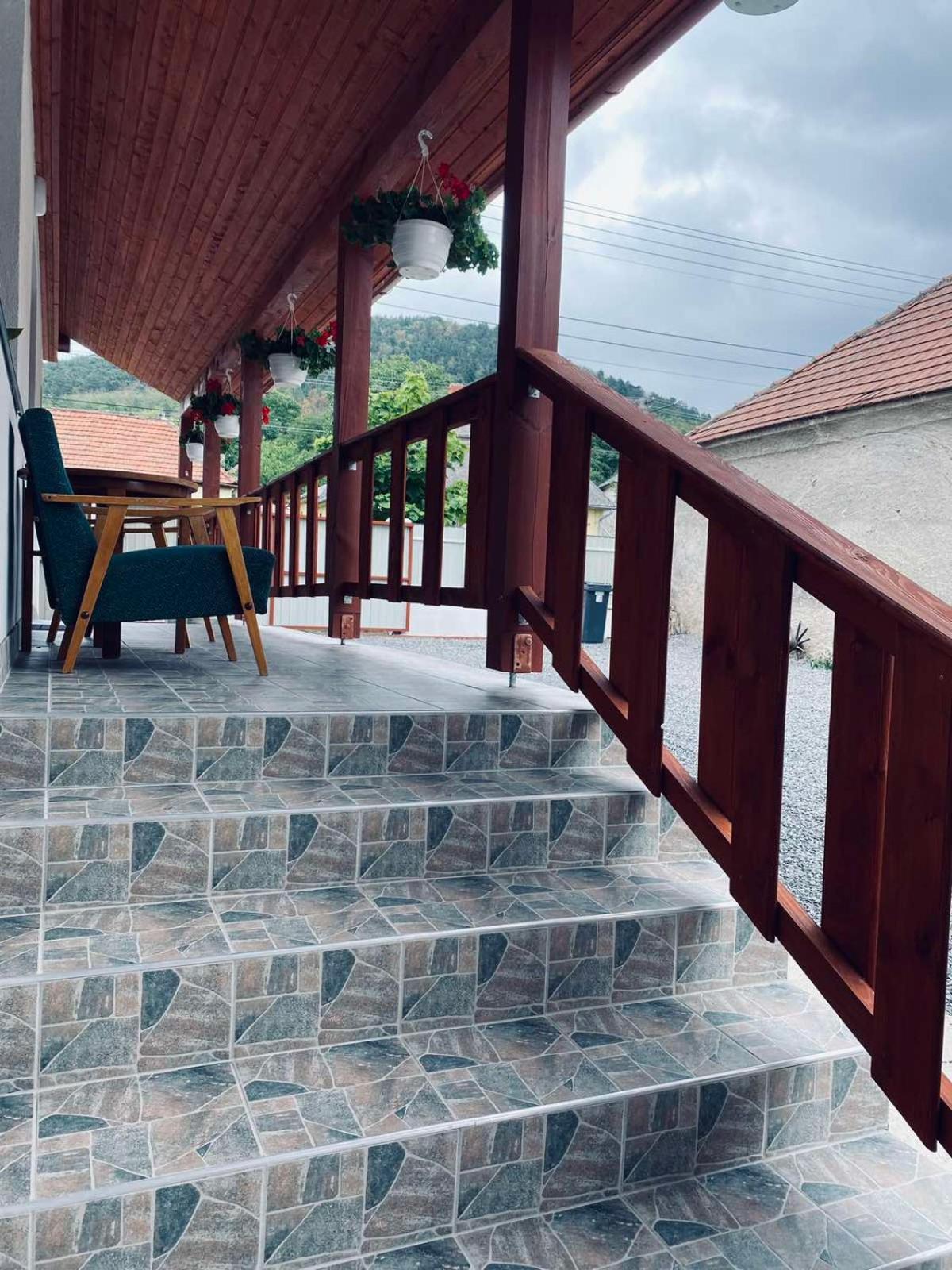 Sator-Hegy Vendeghaz Hotel Abaújszántó Екстериор снимка